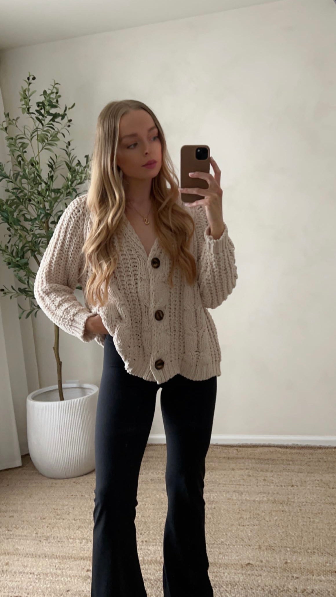 Lucia Cardigan